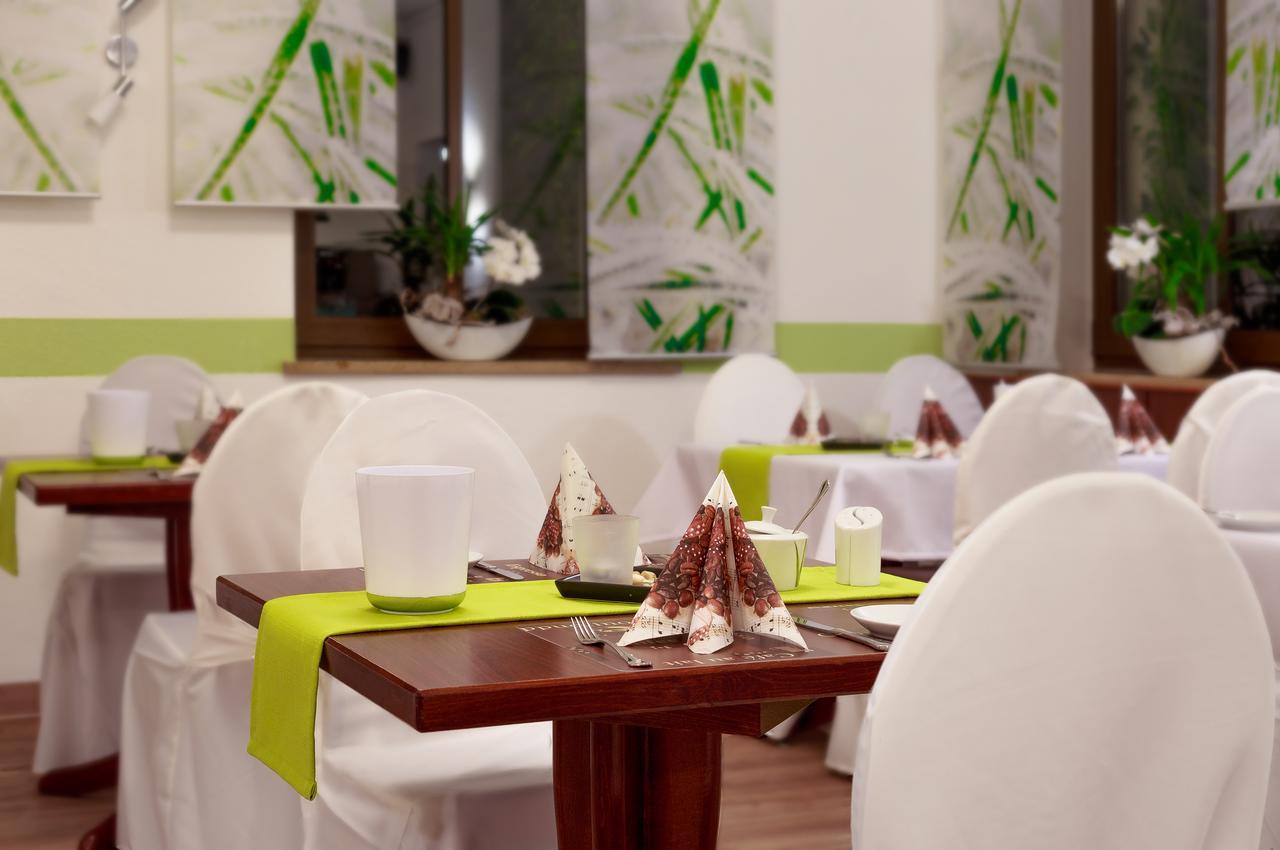Hotel Am Markt Ehrenfriedersdorf Zewnętrze zdjęcie